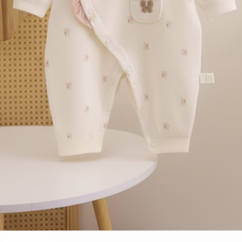 Cozy Cotton Baby Onesie – Button Closure and Comfortable Fit